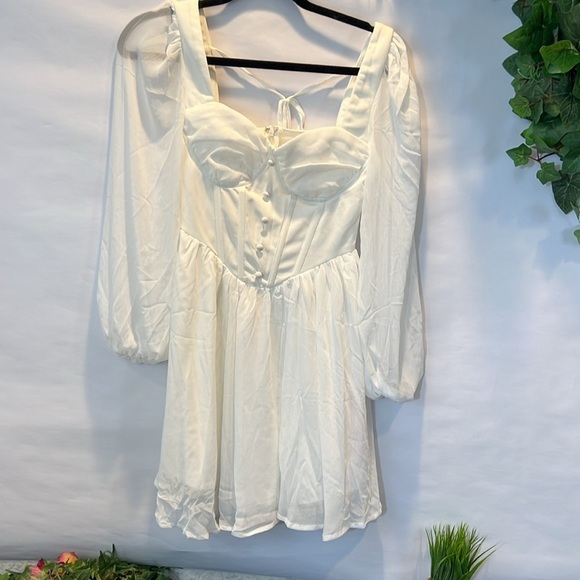 SHEIN Dresses & Skirts - NWT Shein Pap 21 raccolta carta White Sheer Dress